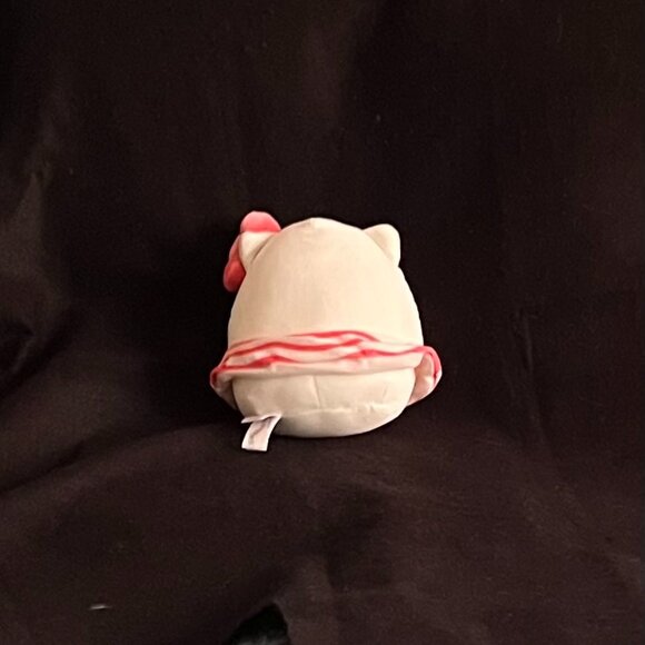 ‘Hello Kitty’ Beachy Squishmallow 8” - Picture 8 of 8